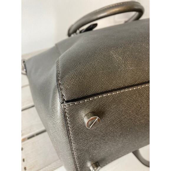 MICHAEL KORS, PUTER METALIC SAFFIANO LEATHER CROSSBODY BAG - Picture 13 of 16